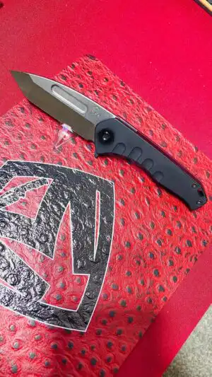 Medford Swift FL Flipper - Signed Blade and Signed Box! Black DLC, Satin Belt