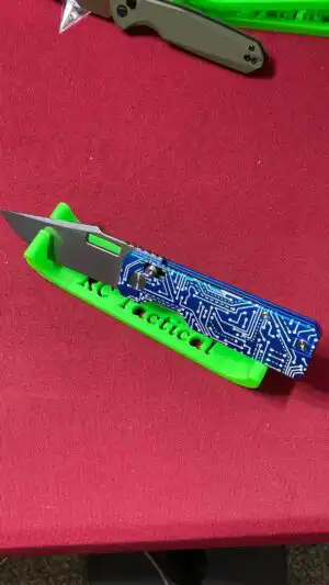 Vero Engineering Aura, Blue Circuit Board